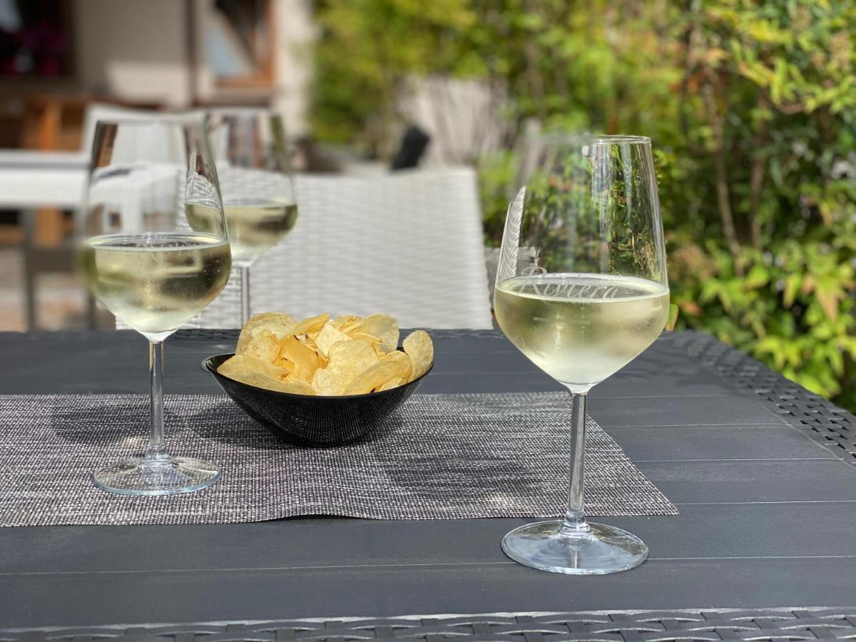 Hotel Riviera Magnano in Riviera エクステリア 写真