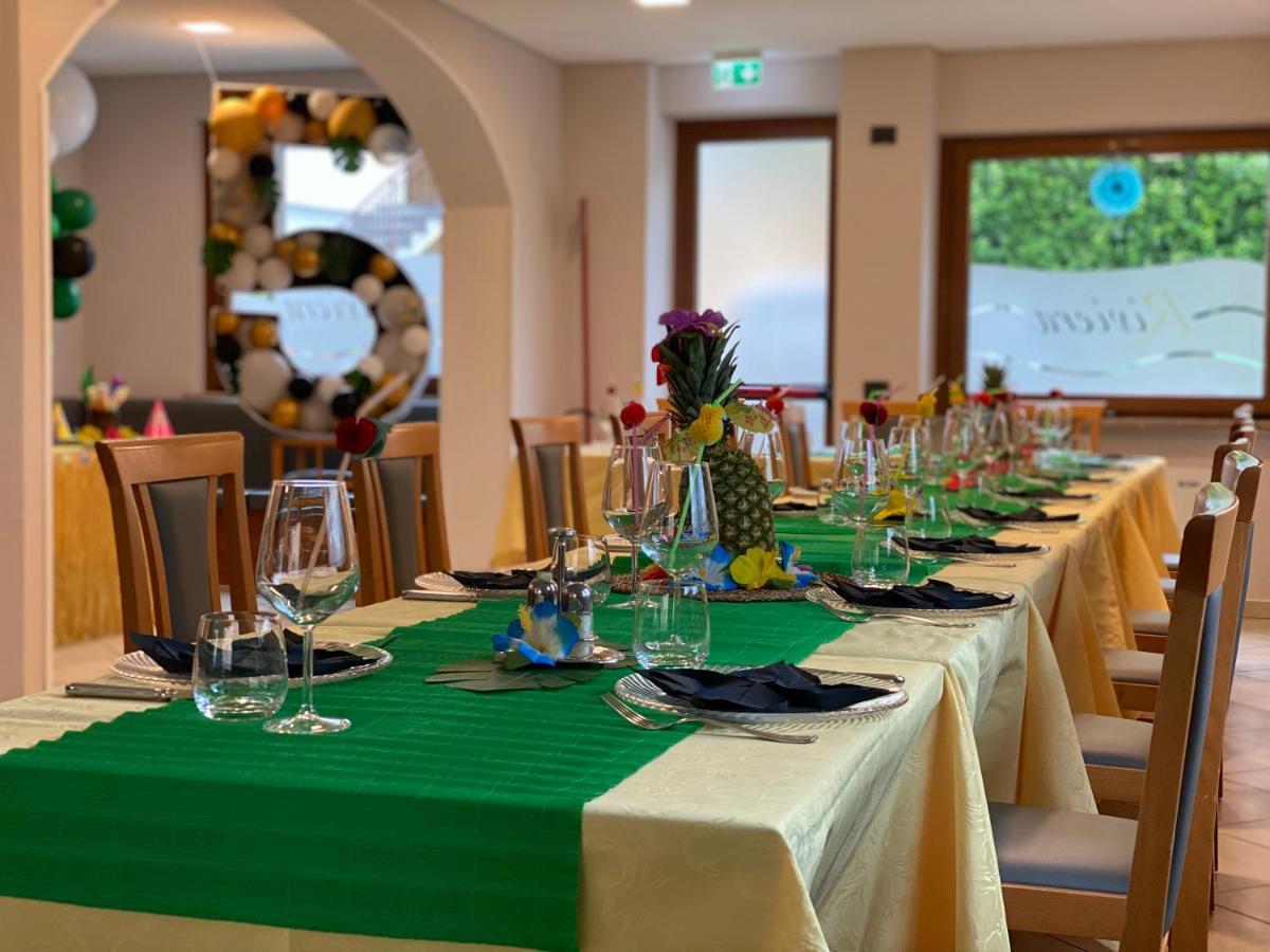 Hotel Riviera Magnano in Riviera エクステリア 写真